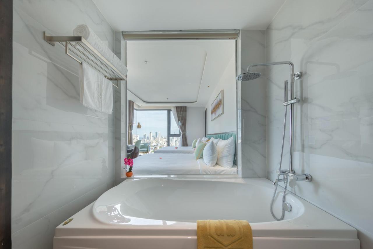 Cordial Grand Hotel Da Nang Beach - Infinity Rooftop Pool Eksteriør billede