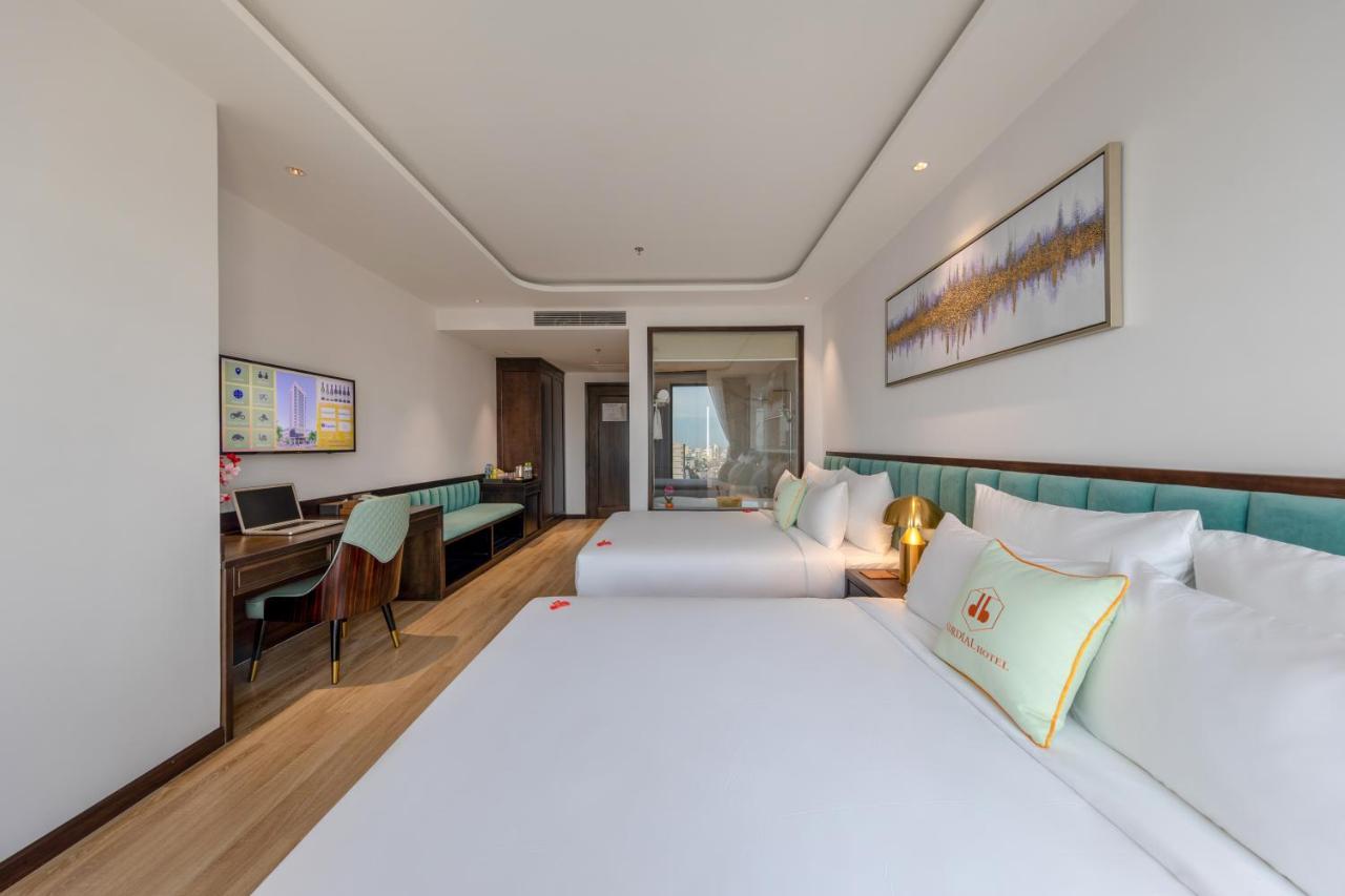 Cordial Grand Hotel Da Nang Beach - Infinity Rooftop Pool Eksteriør billede